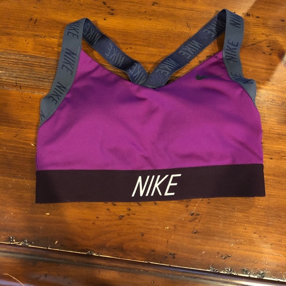 Nike dri-fit sports bra